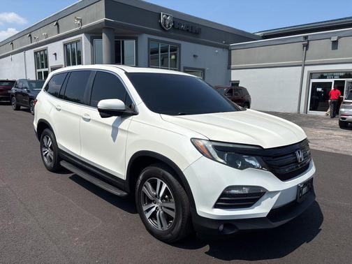 2018 Honda Pilot EX-L w/ Navigation