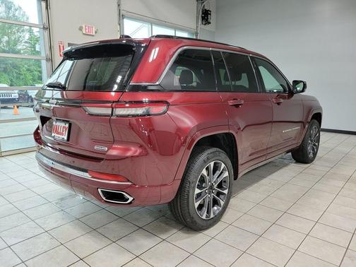 2025 Jeep Grand Cherokee Overland