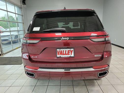 2025 Jeep Grand Cherokee Overland