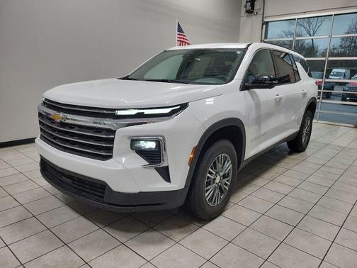 2024 Chevrolet Traverse LT