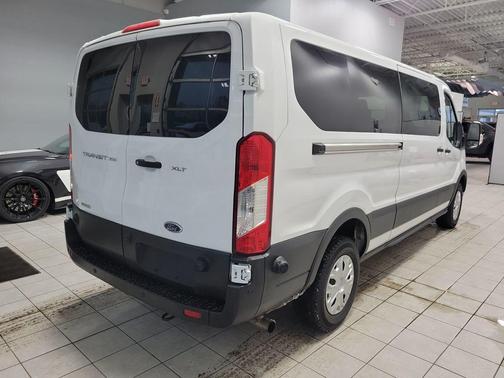 2024 Ford Transit-350 XLT