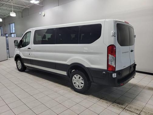 2024 Ford Transit-350 XLT