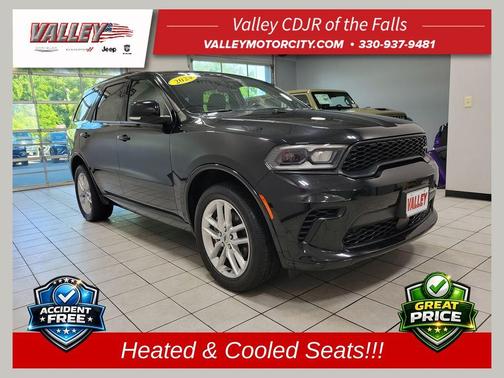 DB Black Crystal Clearcoat 2024 Dodge Durango GT