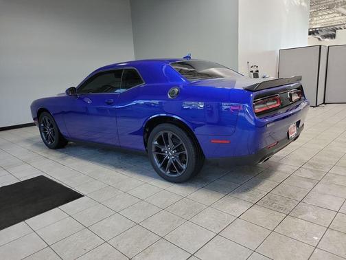 2022 Dodge Challenger SXT