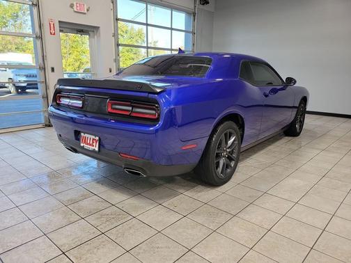 2022 Dodge Challenger SXT