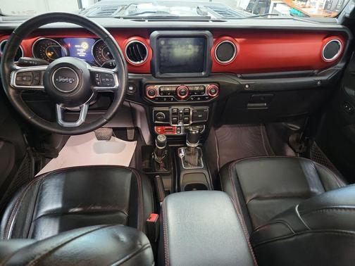 Black Clearcoat 2020 Jeep Gladiator Rubicon