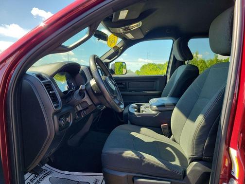 Delmonico Red Pearlcoat 2022 RAM 2500 Tradesman