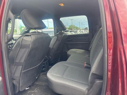 Delmonico Red Pearlcoat 2022 RAM 2500 Tradesman