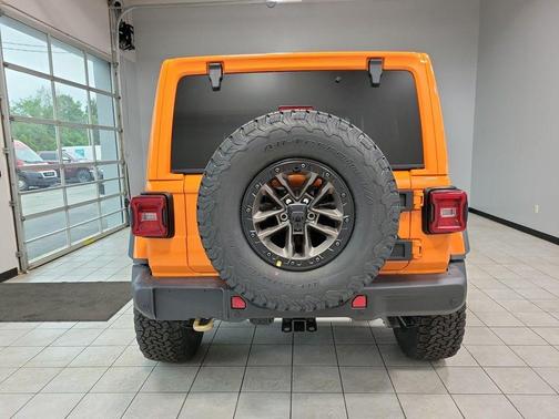 2025 Jeep Wrangler Rubicon 392