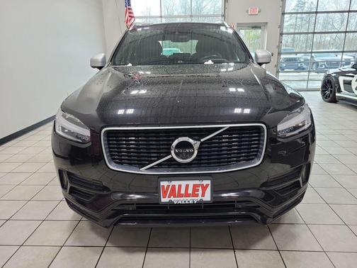 2018 Volvo XC90 T6 R-Design