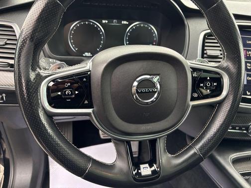 2018 Volvo XC90 T6 R-Design