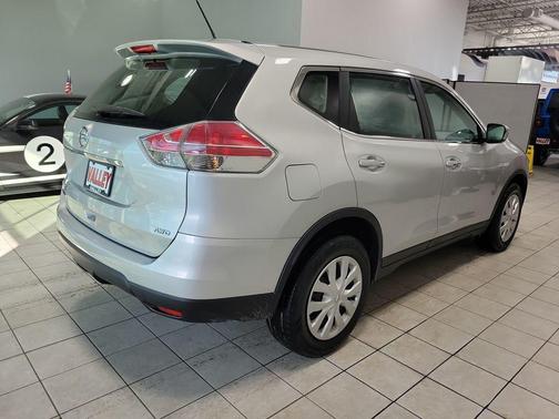 2015 Nissan Rogue S