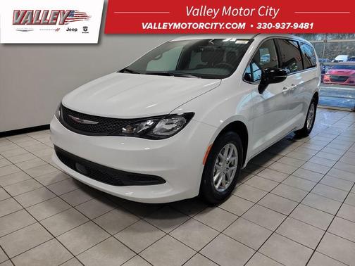 2026 Chrysler Voyager LX