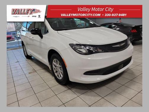 2026 Chrysler Voyager LX