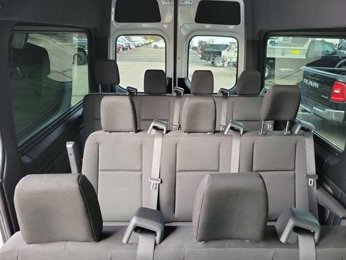 2025 Mercedes-Benz Sprinter 2500 144 WB Standard Roof Passenger