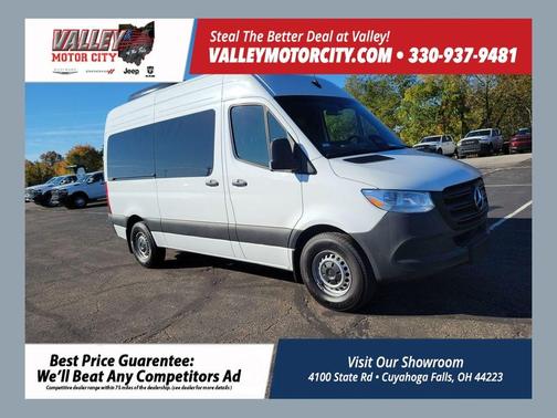 2025 Mercedes-Benz Sprinter 2500 144 WB Standard Roof Passenger