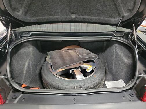 Phantom Black Tri Coat Pearl 2013 Dodge Challenger SRT8