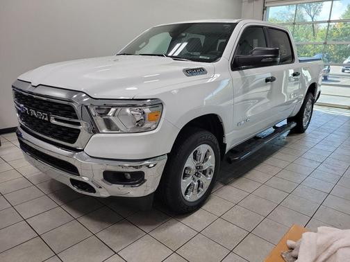 2024 RAM 1500 Big Horn/Lone Star