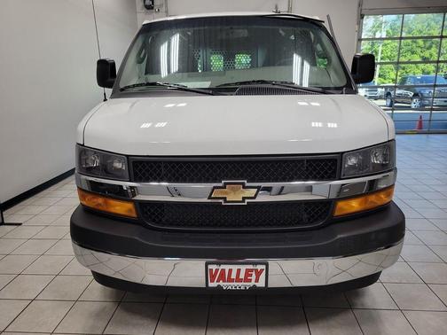 2023 Chevrolet Express 2500 Work Van
