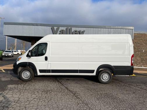 2025 RAM ProMaster 3500 High Roof