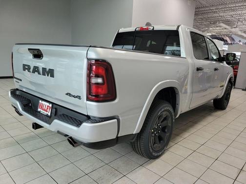 Silver Zynith 2026 RAM 1500 Big Horn/Lone Star