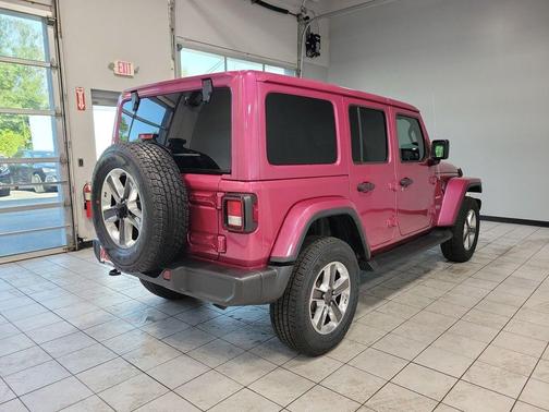 2022 Jeep Wrangler Unlimited Sahara