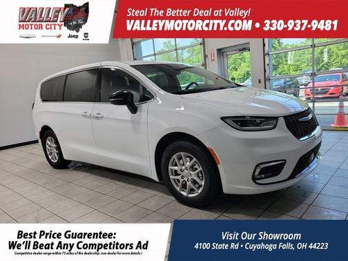 2025 Chrysler Pacifica Select