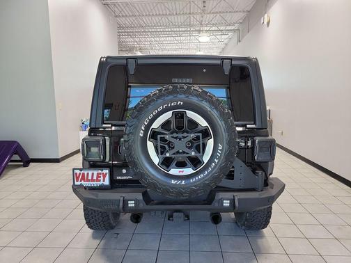 Black Clearcoat 2020 Jeep Wrangler Unlimited Rubicon