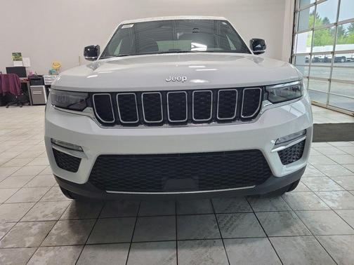 Bright White Clearcoat 2025 Jeep Grand Cherokee Limited