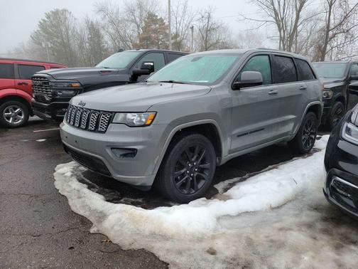 2020 Jeep Grand Cherokee Altitude