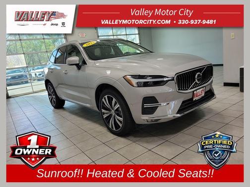 Silver 2023 Volvo XC60 B6 Ultimate Bright Theme