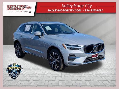 2023 Volvo XC60 B6 Ultimate Bright Theme