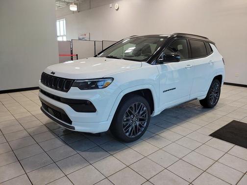 2023 Jeep Compass Altitude
