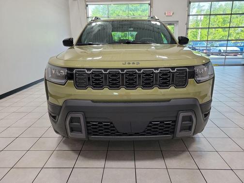 41 2026 Jeep Cherokee LAREDO/LIMITED