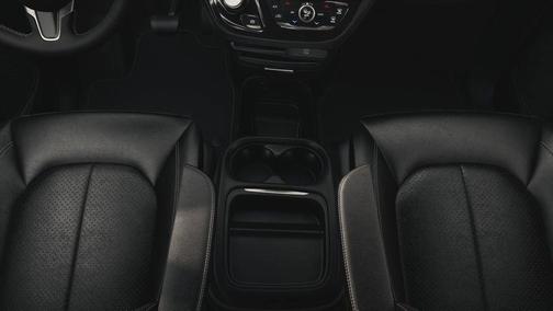 PW7 2027 Chrysler Pacifica SELECT
