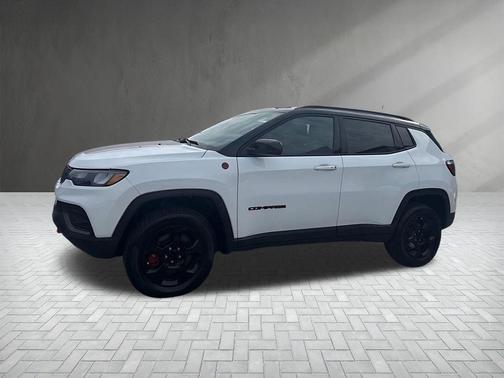 2023 Jeep Compass Trailhawk