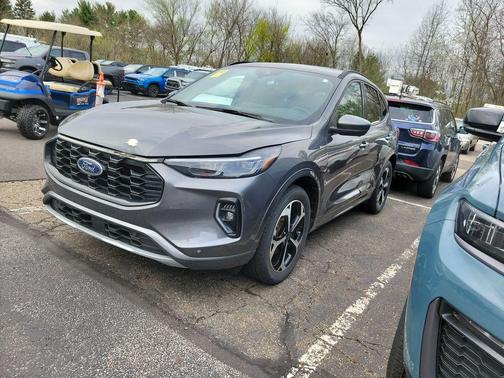 2023 Ford Escape ST-Line Elite