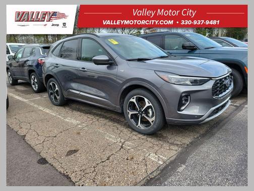 2023 Ford Escape ST-Line Elite