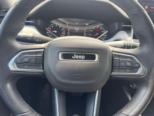 Bright White Clearcoat 2022 Jeep Compass Latitude Lux