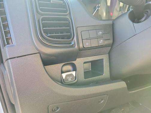 2025 RAM ProMaster 1500 Low Roof