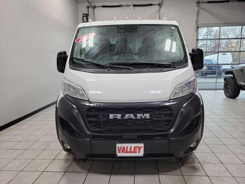 2025 RAM ProMaster 1500 Low Roof