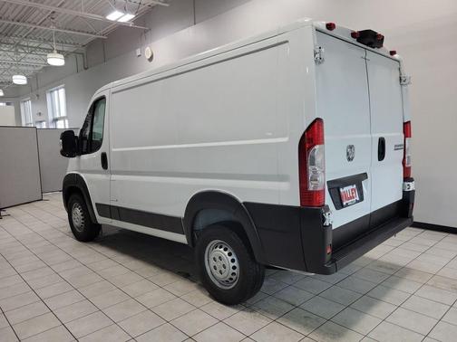 2025 RAM ProMaster 1500 Low Roof
