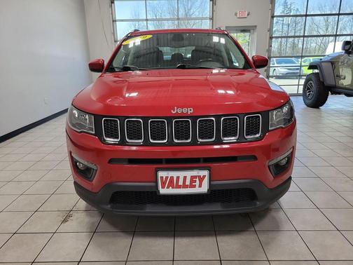 Redline Pearlcoat 2019 Jeep Compass Latitude
