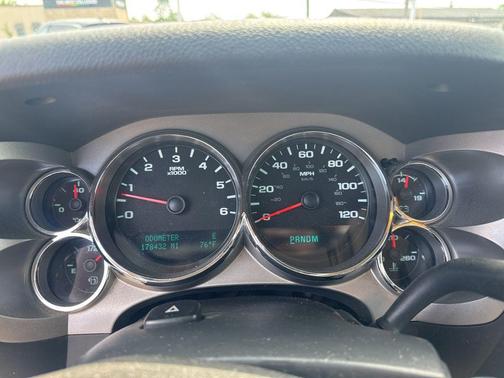 Stealth Gray Metallic 2011 GMC Sierra 1500 SLE