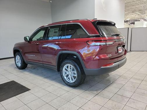 2025 Jeep Grand Cherokee Laredo X