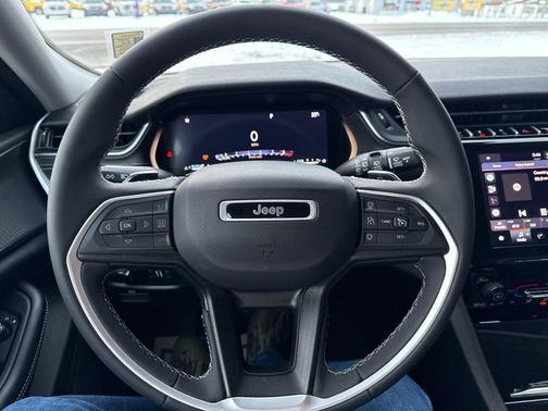 2024 Jeep Grand Cherokee Laredo X