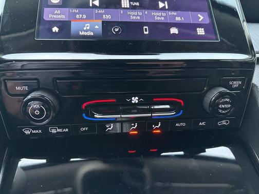 2024 Jeep Grand Cherokee Laredo X