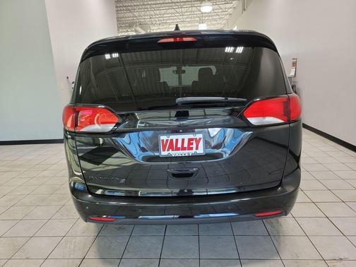 2019 Chrysler Pacifica Touring-L