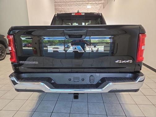 Diamond Black 2026 RAM 1500 Big Horn/Lone Star