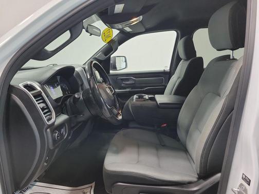 Bright White Clearcoat 2022 RAM 1500 Big Horn